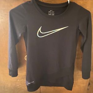 Girls size 6 Nike Dri-fit Sweatshirt